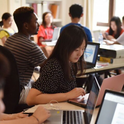 Chương trình trung học Mỹ F 2