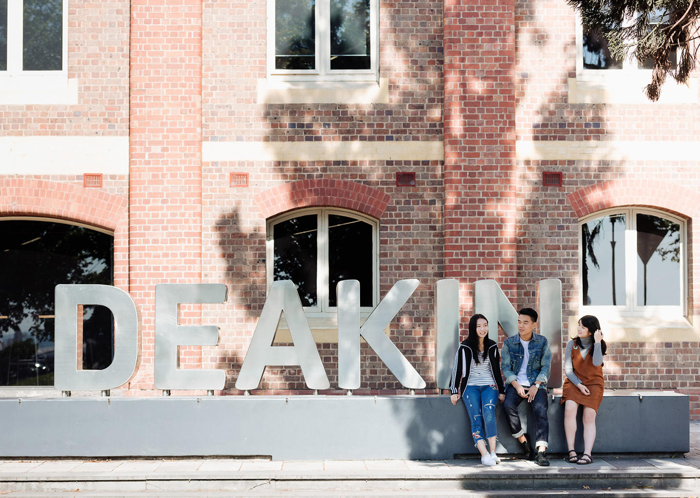 Trường đại học Deakin Úc_1