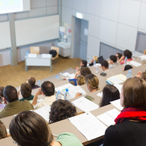 Top 3 ngành học nổi bật nhất của trường Melbourne 1