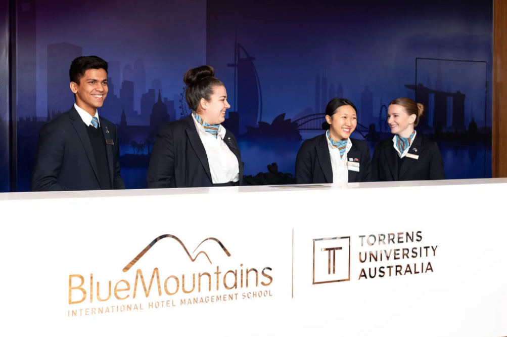 Trường Blue Mountains Úc 1